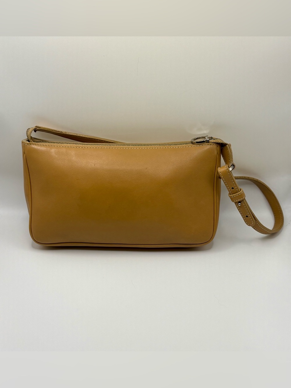 Vintage Salvatore Ferragamo Tan Leather Pouchette Shoulder Bag - Picture 4 of 16